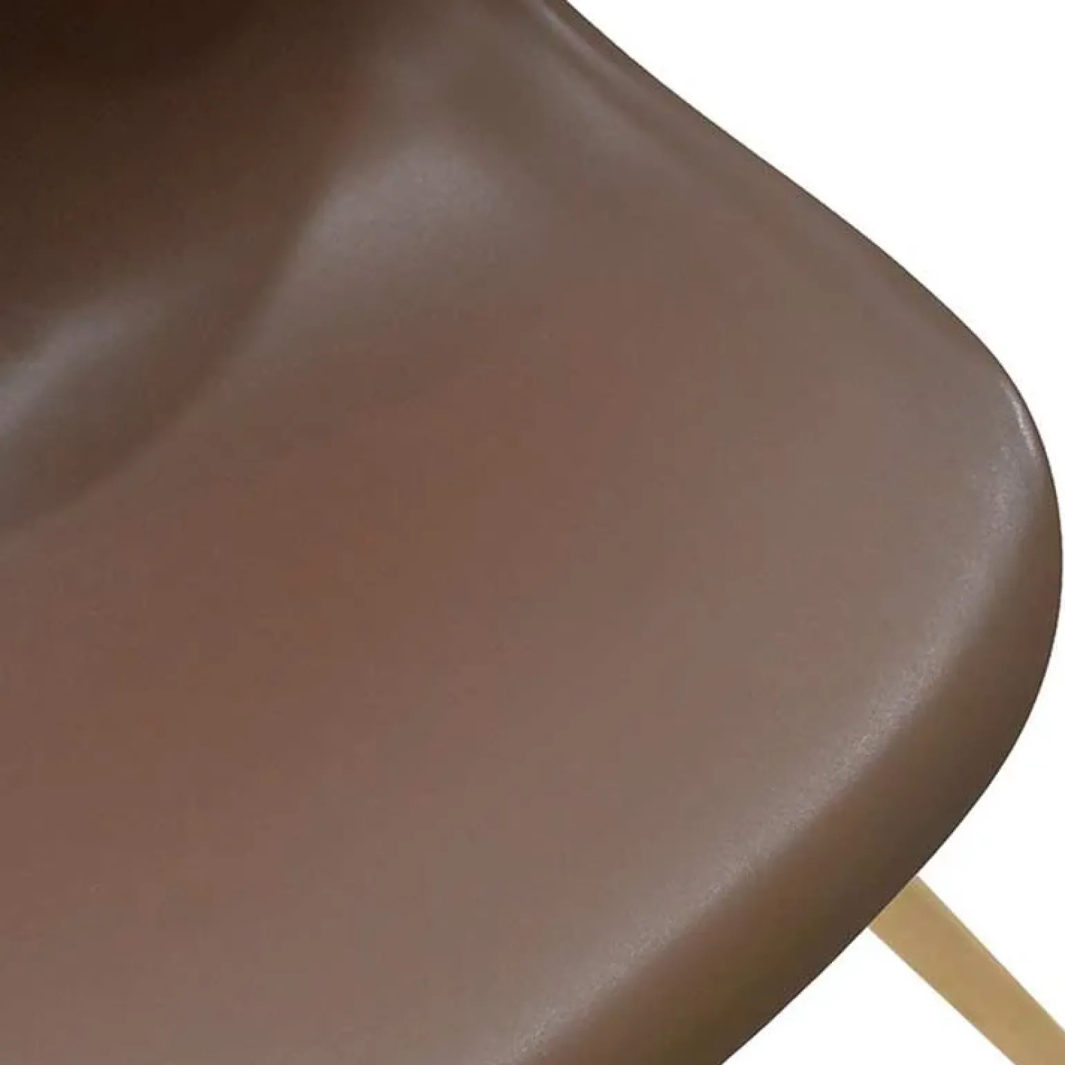 Sedia da pranzo stile scandinavo in polipropilene marrone gambe legno Efesto