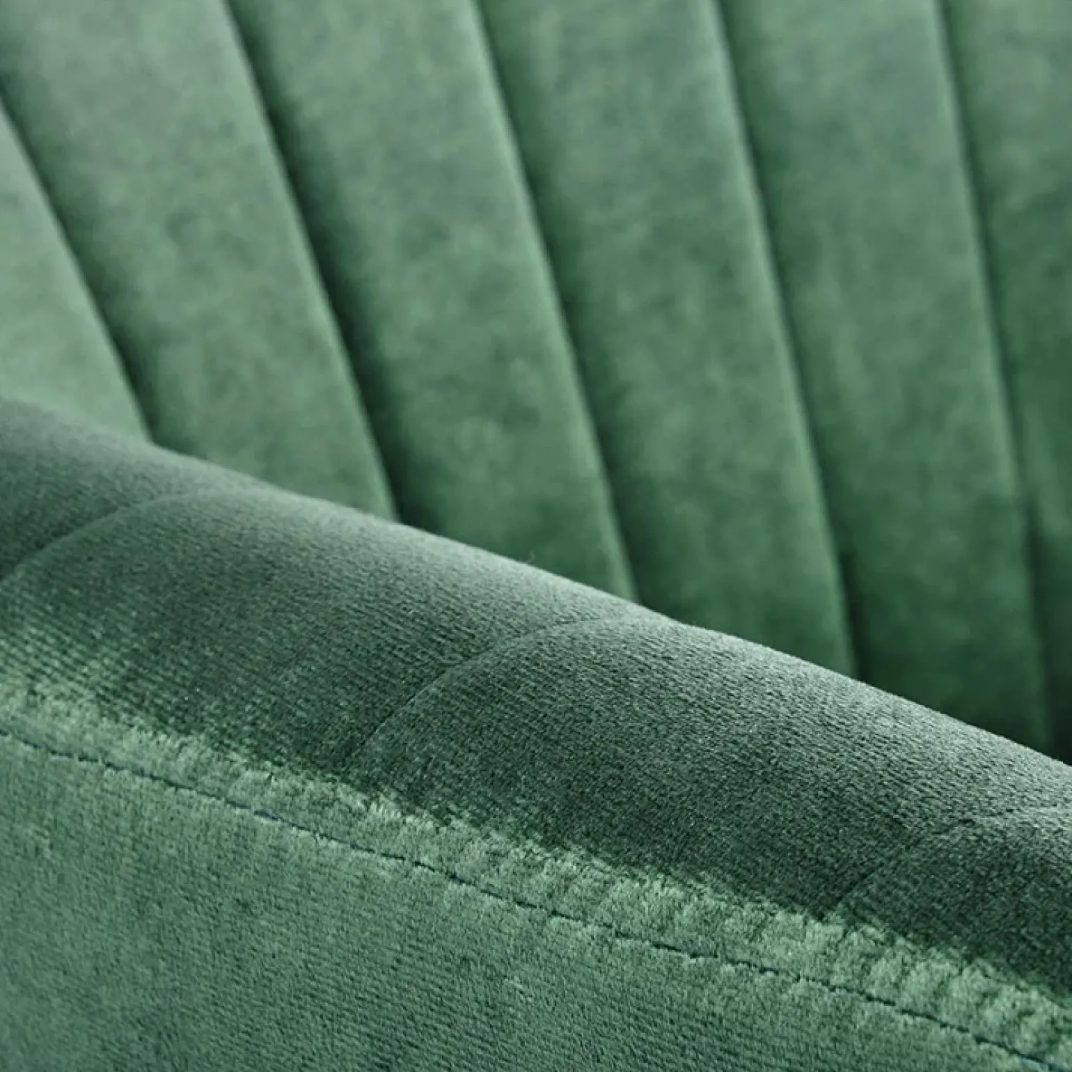 Sedia sala da pranzo con braccioli in tessuto velluto verde scuro Slash